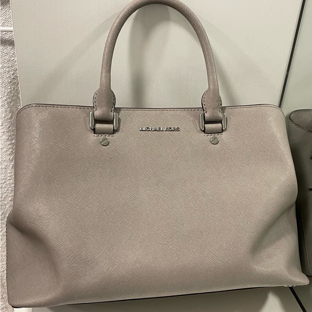 Michale kohl’s Savannah satchel bag.